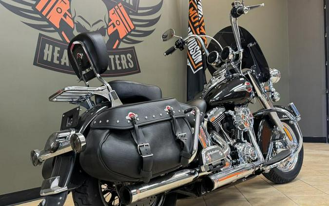 2017 Harley-Davidson® FLSTC - Heritage Softail® Classic