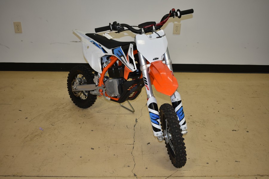 2022 KTM SX E 5