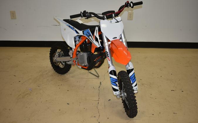 2022 KTM SX E 5