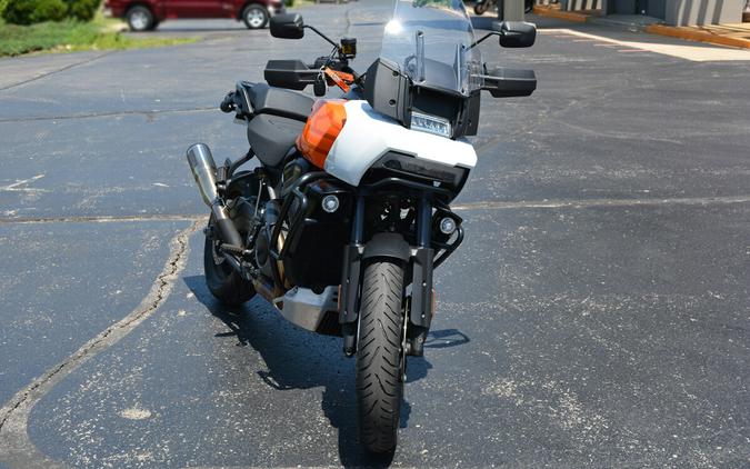 2021 Harley-Davidson® Pan America™ 1250 Special Baja Orange/Stonewashed White Pearl