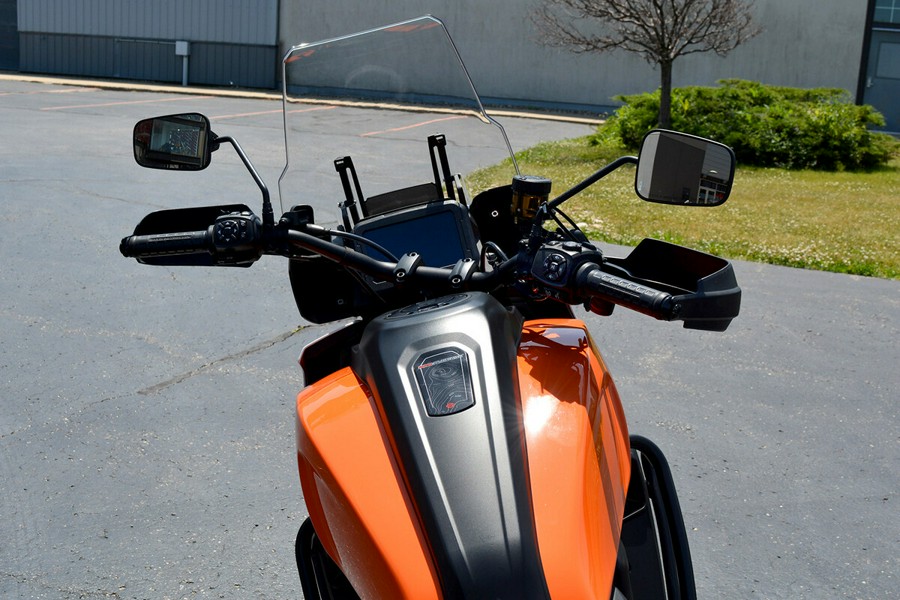 2021 Harley-Davidson® Pan America™ 1250 Special Baja Orange/Stonewashed White Pearl