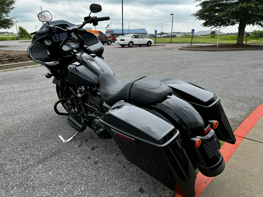 2021 Harley-Davidson Road Glide Special Black