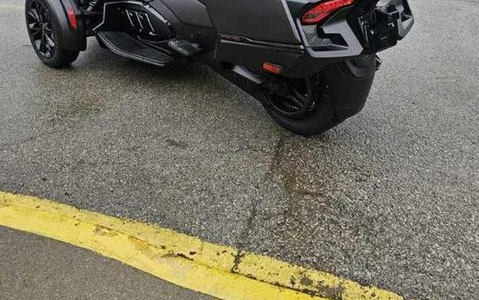 2024 Can-Am® Spyder RT Limited Dark Wheels