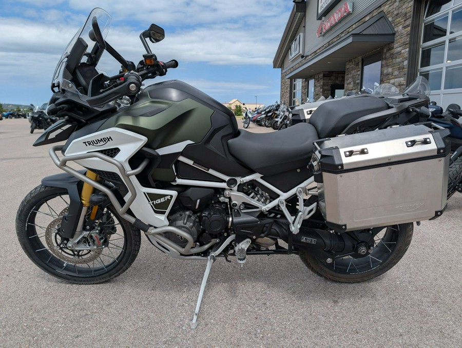 2023 Triumph Tiger 1200 Rally Explorer with APR