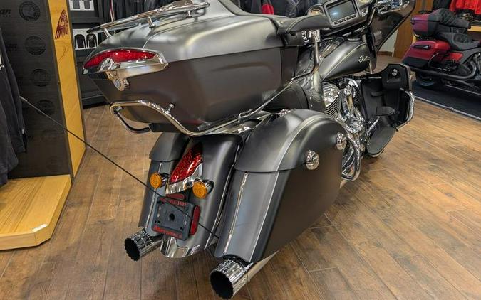 2019 Indian Motorcycle® Roadmaster® Steel Gray Smoke / Thunder Black Smoke