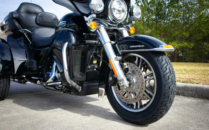 2019 Harley-Davidson Tri Glide Ultra FLHTCUTG