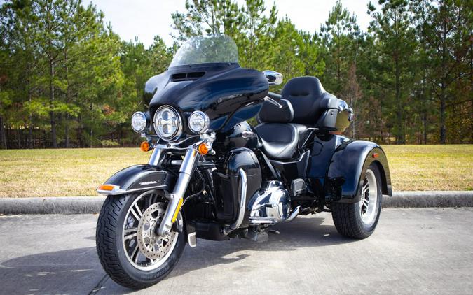 2019 Harley-Davidson Tri Glide Ultra FLHTCUTG