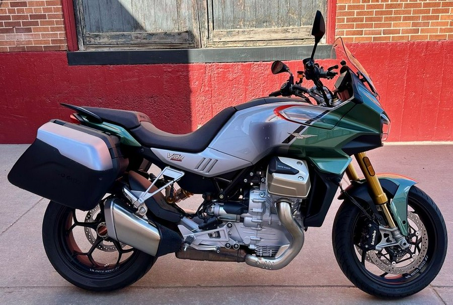 2023 Moto Guzzi V100 Mandello S