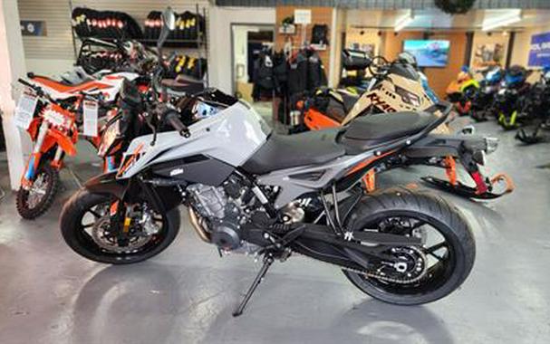 2023 KTM 790 Duke