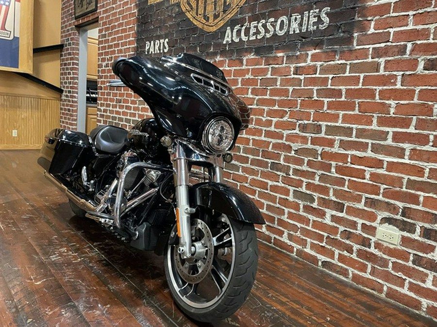 2017 Harley-Davidson FLHX - Street Glide