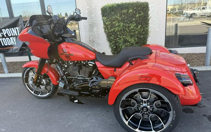 FLTRT 2026 Road Glide 3