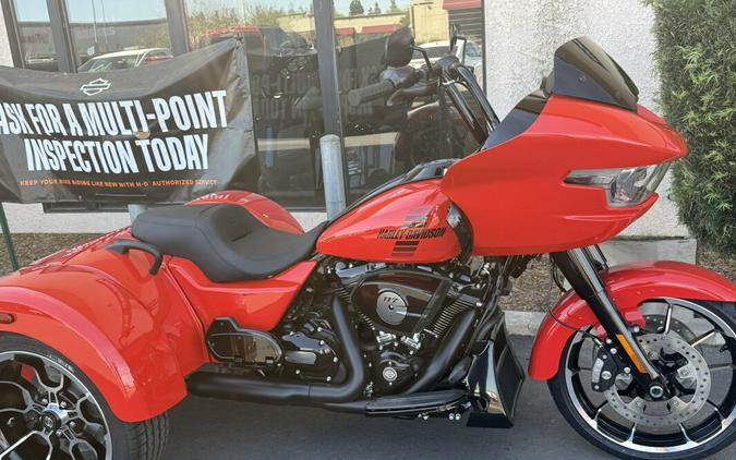 FLTRT 2026 Road Glide 3