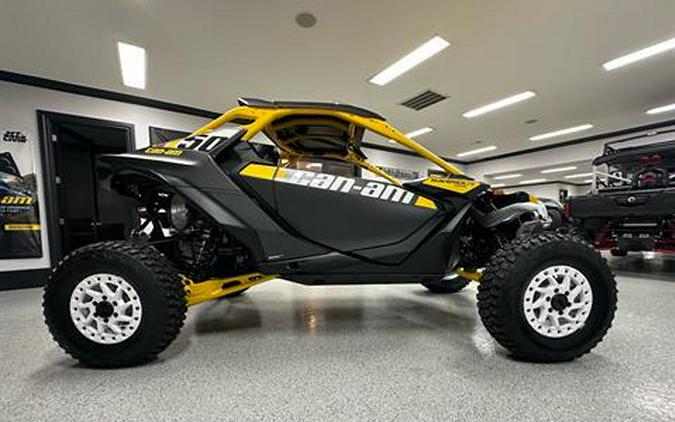 2024 Can-Am Maverick R X RS with Smart-Shox 999T DCT