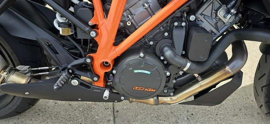 2023 KTM 1290 Super Duke GT