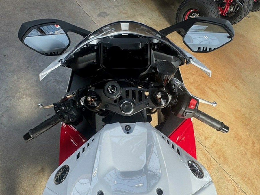 2025 Yamaha YZFR9SCW R9