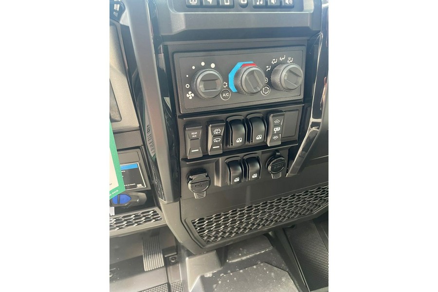 2026 Polaris Ranger® Crew XD 1500 NorthStar Edition Mountaineer Edition