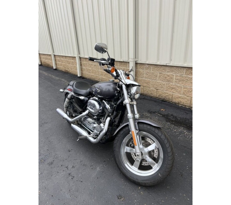 2016 Harley-Davidson 1200 Custom