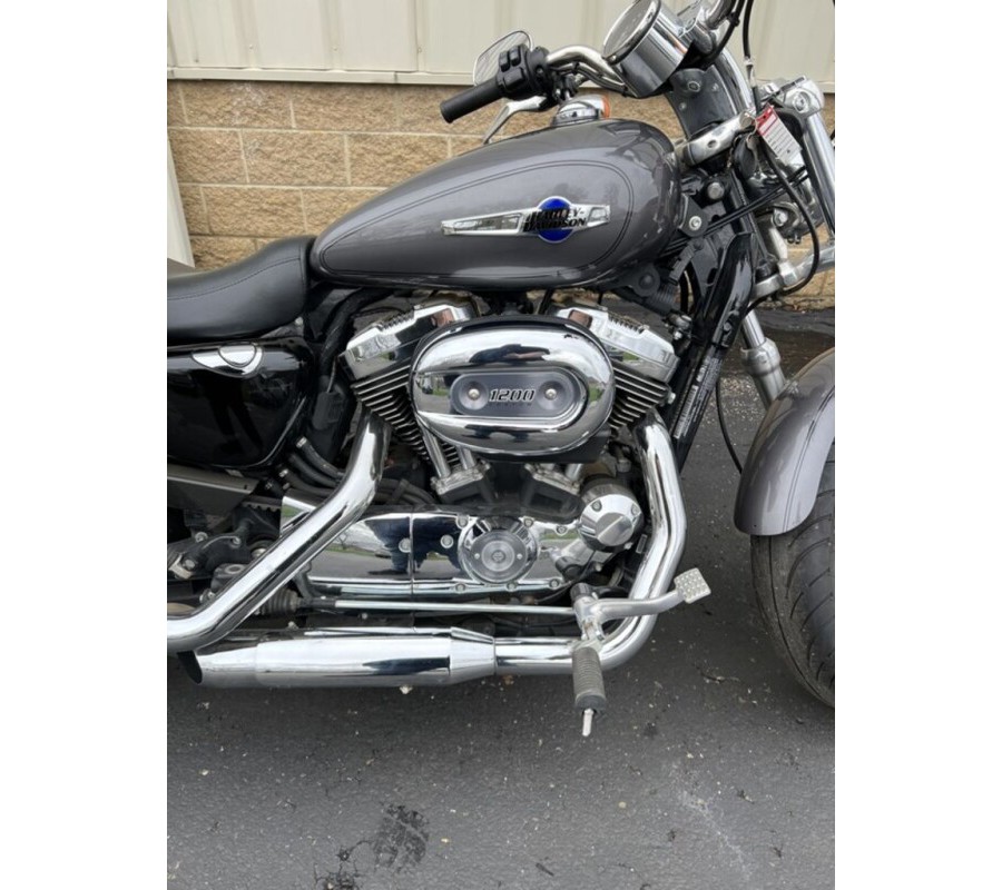2016 Harley-Davidson 1200 Custom