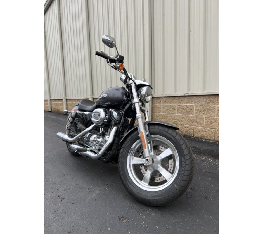 2016 Harley-Davidson 1200 Custom