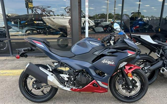 2026 Kawasaki Ninja® 500 ABS Metallic Matte Twilight Blue
