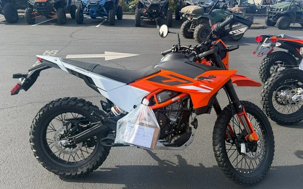 2026 KTM Enduro 390 R