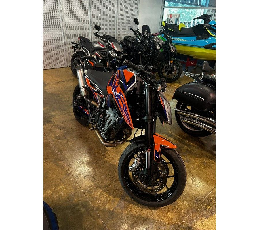 2019 KTM Duke 790