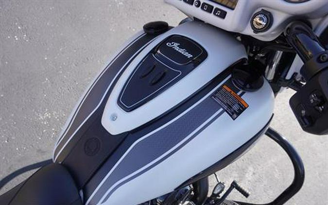 2024 Indian Motorcycle Chieftain® Dark Horse® with PowerBand Audio Package