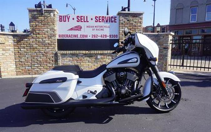2024 Indian Motorcycle Chieftain® Dark Horse® with PowerBand Audio Package