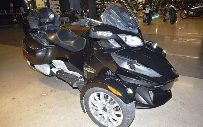 2016 Can-Am Spyder RT 6-Speed Semi-Automatic (SE6)