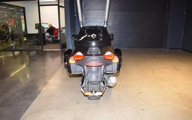 2016 Can-Am Spyder RT 6-Speed Semi-Automatic (SE6)