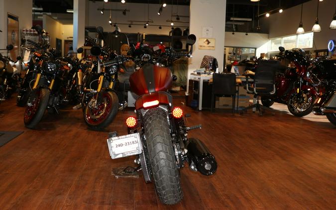 2025 Indian Motorcycle® Scout® Bobber Limited Sunset Red Smoke