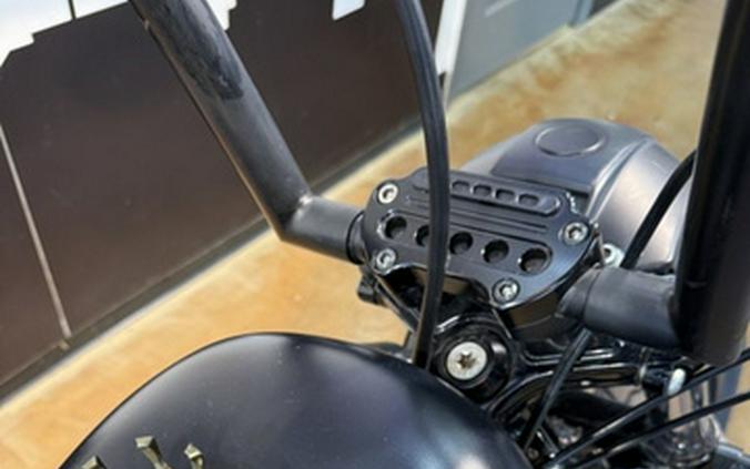 2012 Harley-Davidson XL883N - Sportster Iron 883