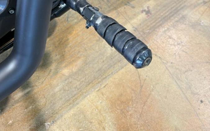 2012 Harley-Davidson XL883N - Sportster Iron 883