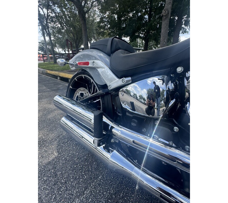 2025 Harley-Davidson® Breakout®