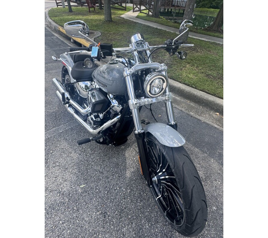 2025 Harley-Davidson® Breakout®