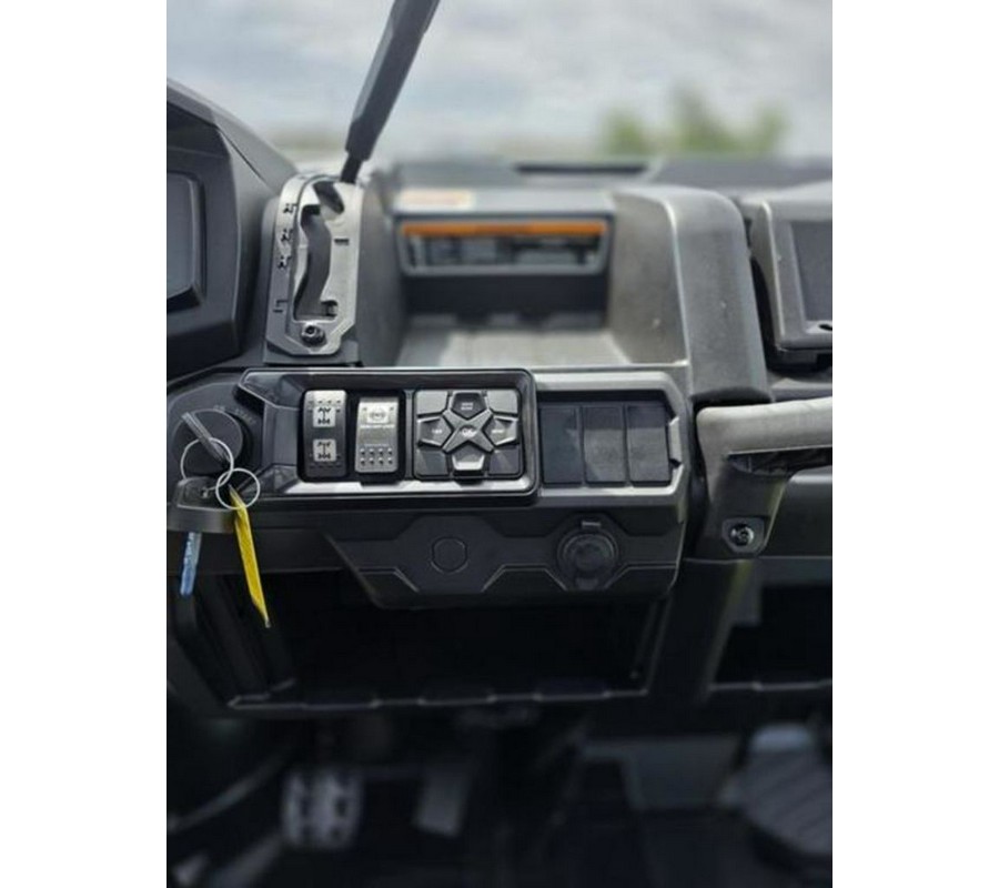 2026 Can-Am® Defender XT HD9