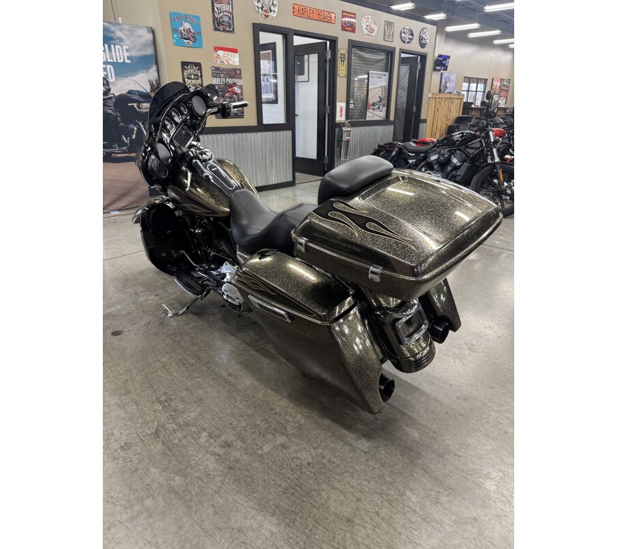 2016 Harley-Davidson Street Glide Special