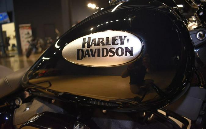 2024 Harley-Davidson Softail FLHCS - Heritage Classic