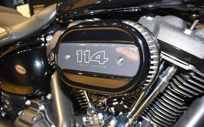 2024 Harley-Davidson Softail FLHCS - Heritage Classic