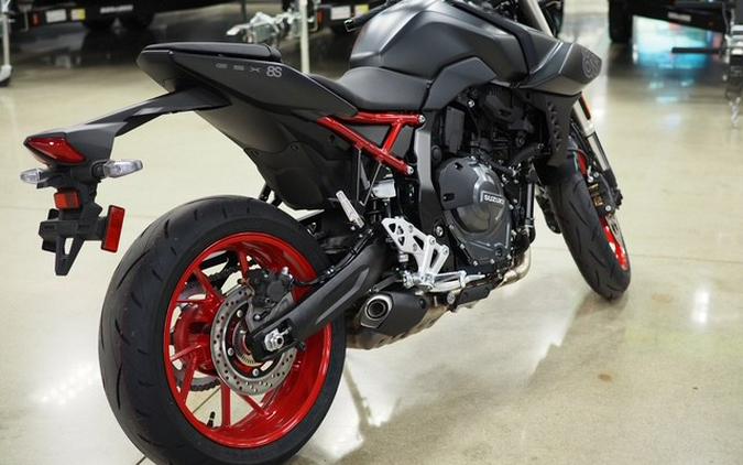 2025 Suzuki GSX-S 8S