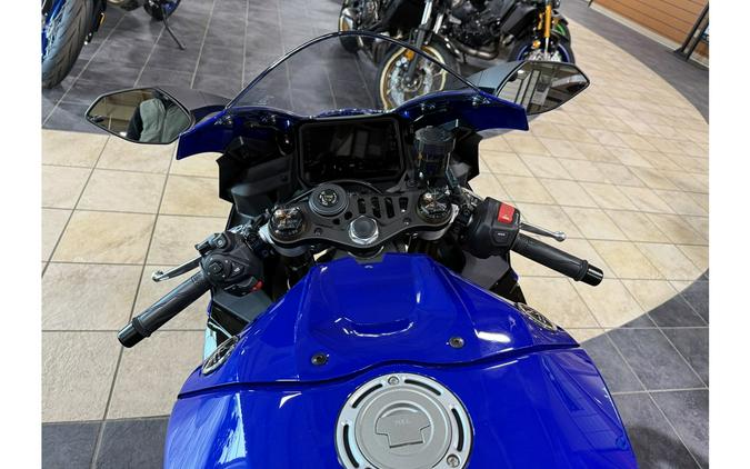 2026 Yamaha YZF-R9 - Team Yamaha Blue
