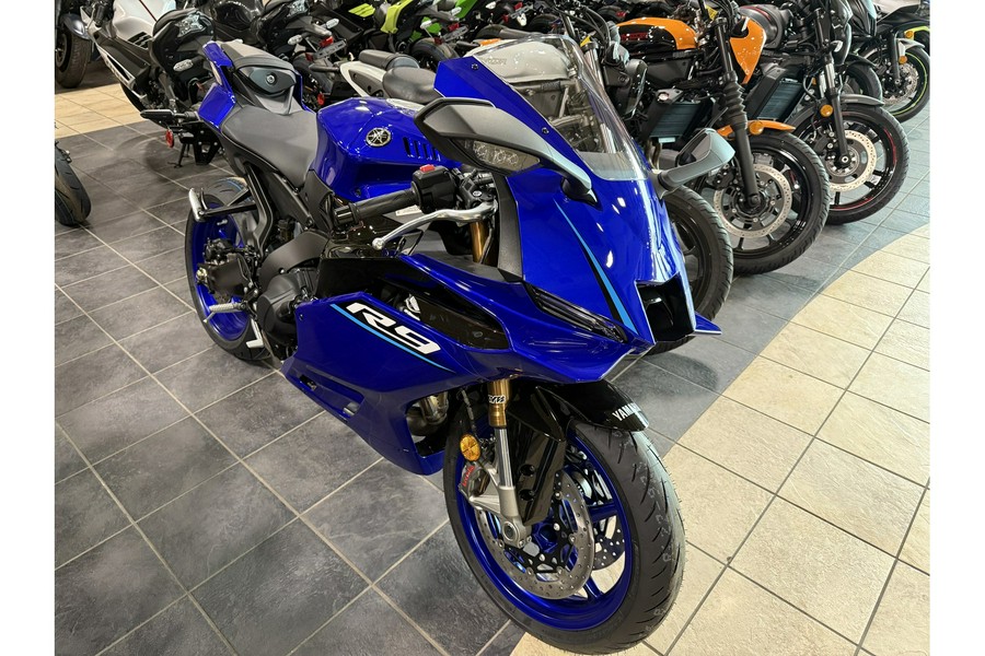 2026 Yamaha YZF-R9 - Team Yamaha Blue