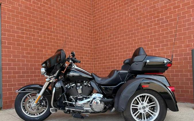 2021 Harley-Davidson® FLHTCUTG - Tri Glide® Ultra