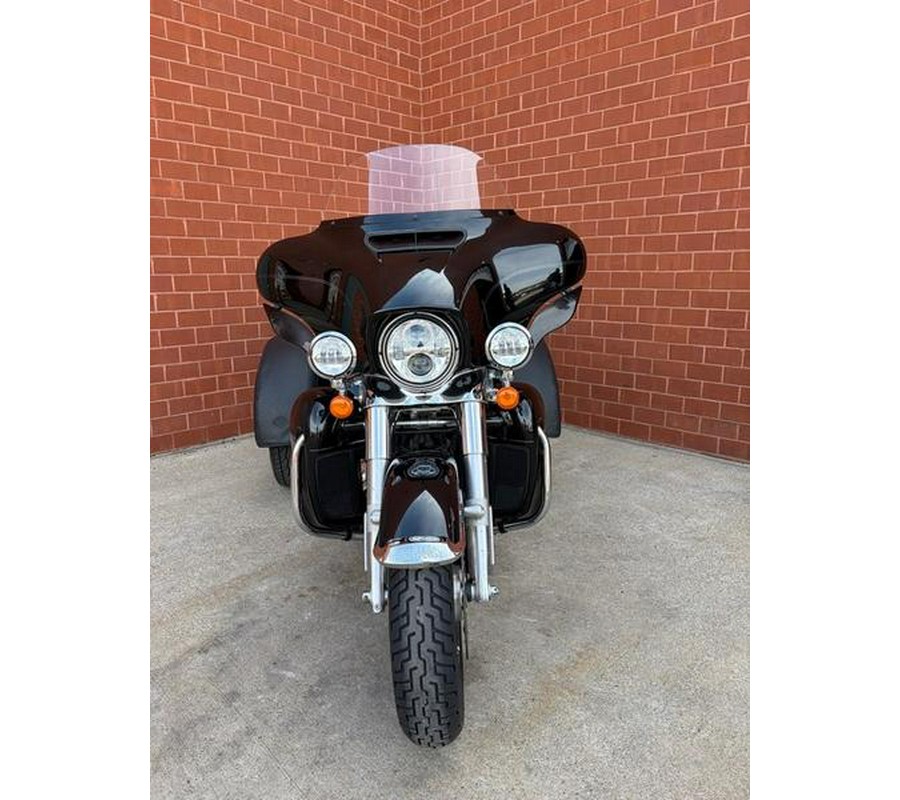 2021 Harley-Davidson® FLHTCUTG - Tri Glide® Ultra