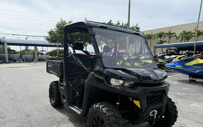 2024 Can-Am Defender DPS HD9 Timeless Black