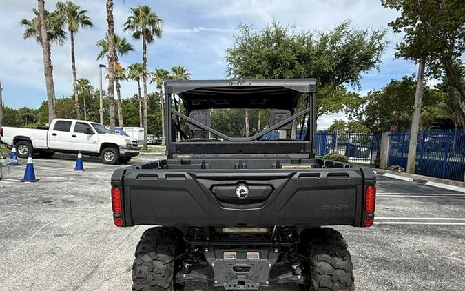 2024 Can-Am Defender DPS HD9 Timeless Black