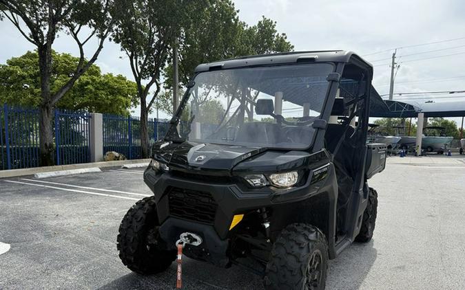 2024 Can-Am Defender DPS HD9 Timeless Black