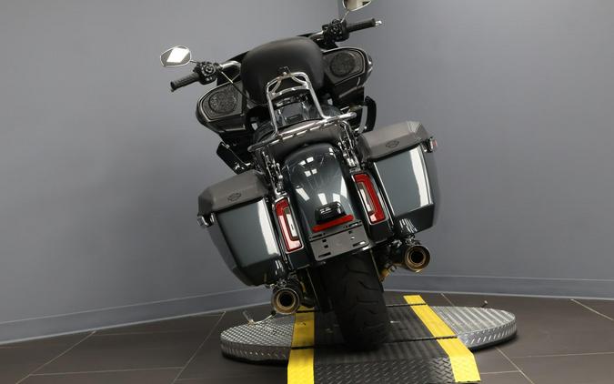 2025 Harley-Davidson® Road Glide® Iron Horse Metallic
