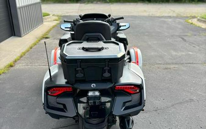 2021 Can-Am® Spyder® RT Limited Dark