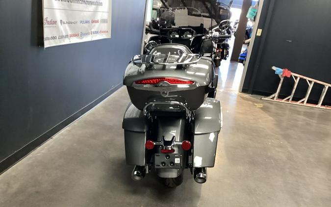 2024 Indian Motorcycle® Pursuit® Limited® with PowerBand Audio Package Titanium/Black Metallic